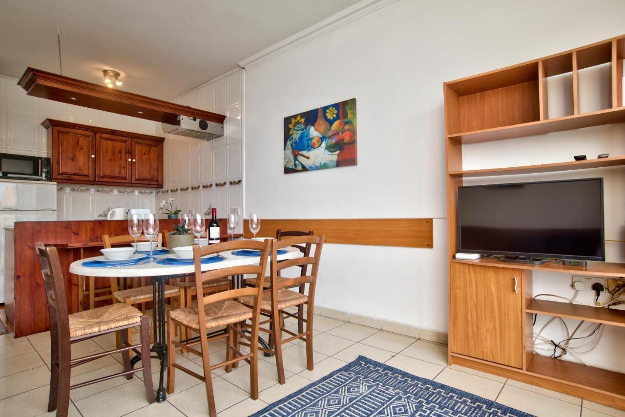 Morina Court - St Julians Seaside Bliss Apartments And Penthouse By Shortletsmalta Saint Julian's ภายนอก รูปภาพ